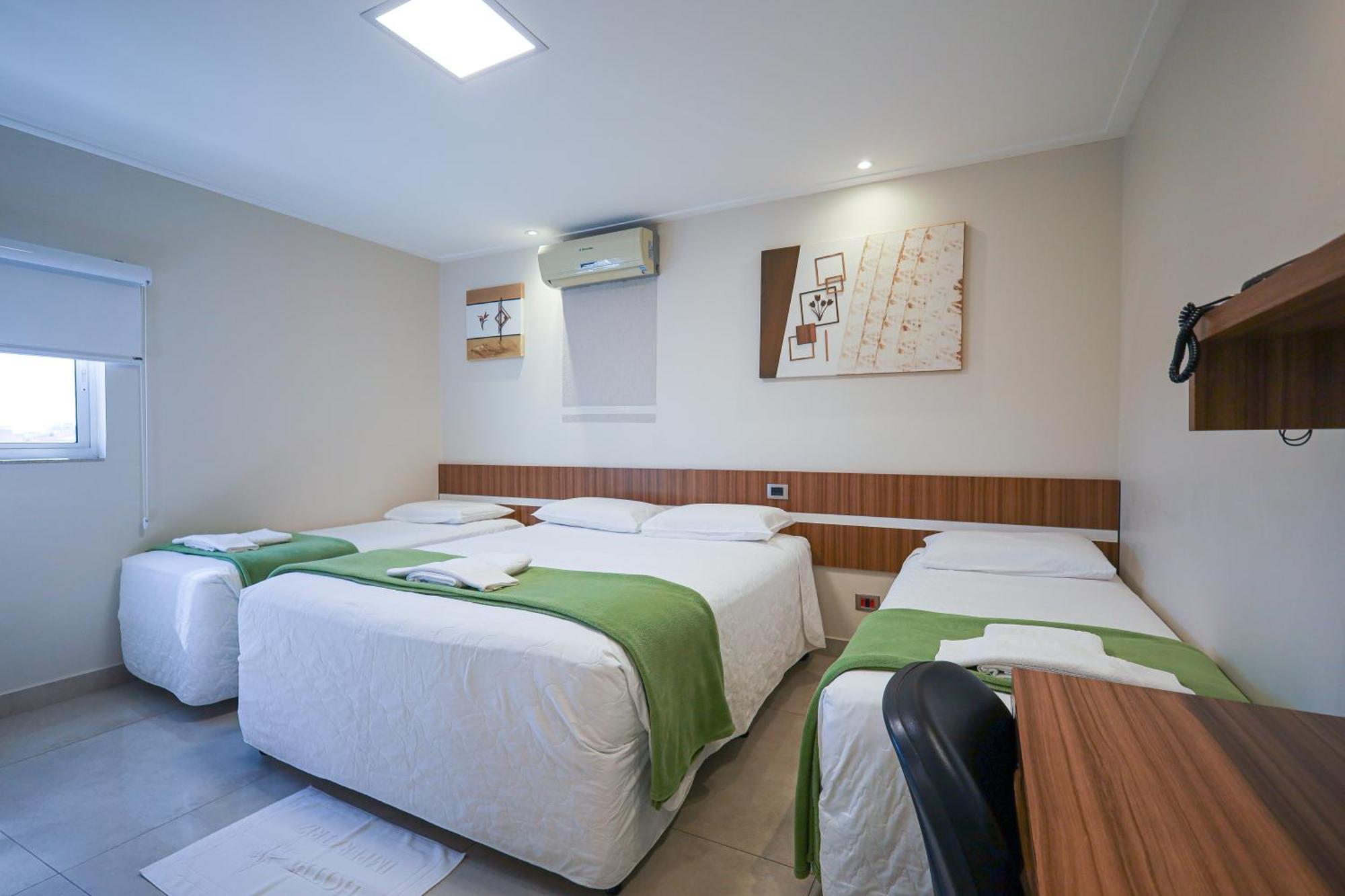 Hotel Imperatriz Telemaco Borba ภายนอก รูปภาพ