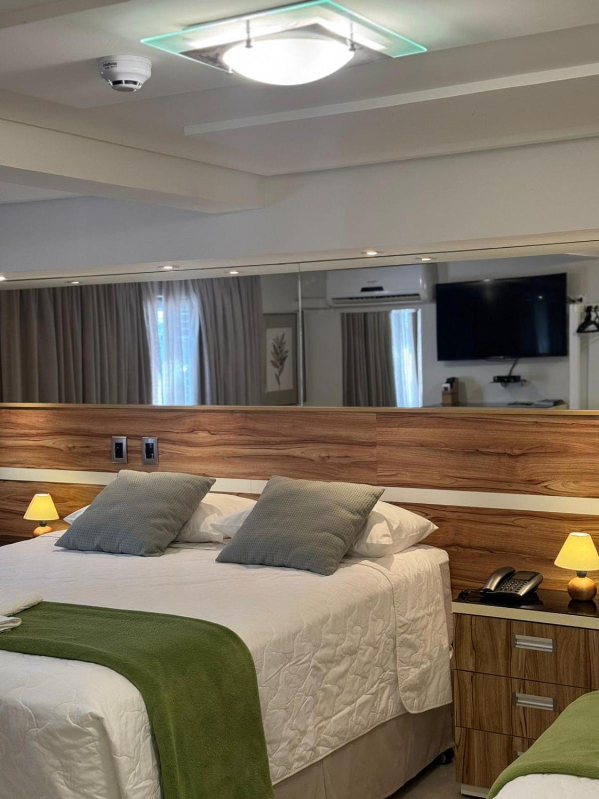 Hotel Imperatriz Telemaco Borba ภายนอก รูปภาพ